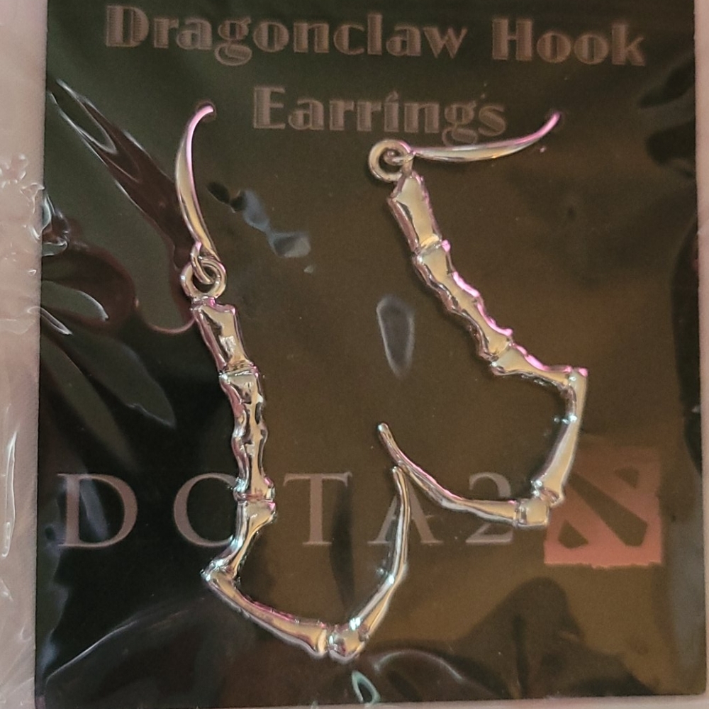 DOTA 2 Dragonclaw Hook earrings - Picture 1 of 1